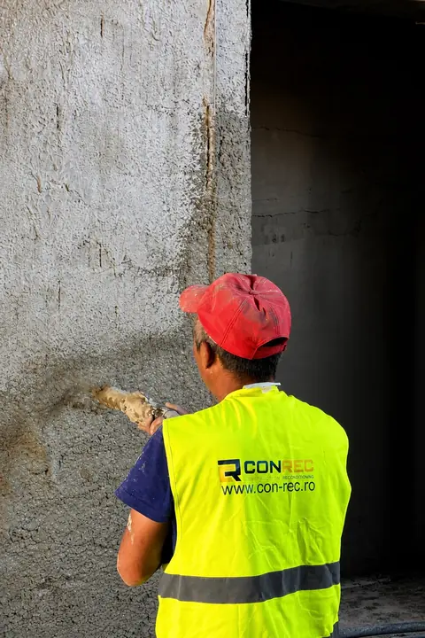 Aplicare tencuială